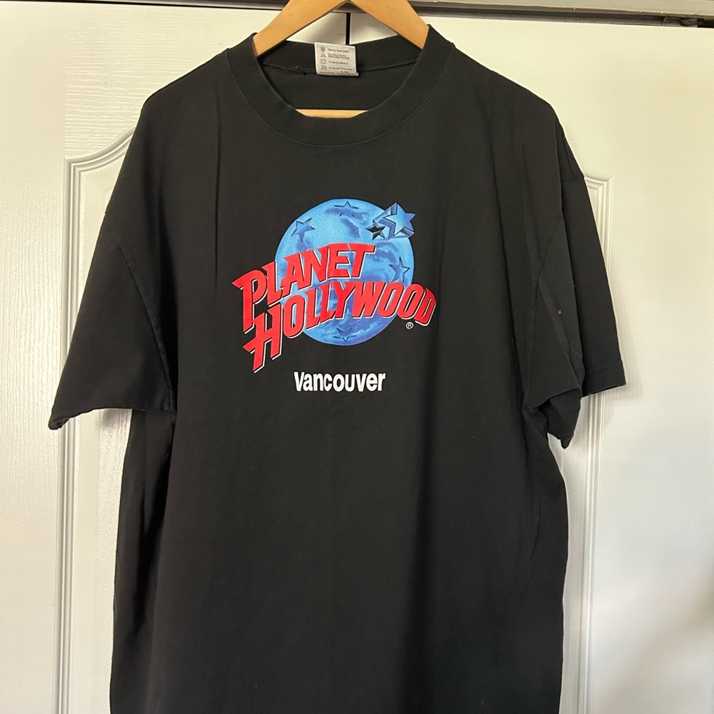 Planet Hollywood Vancouver t shirt
